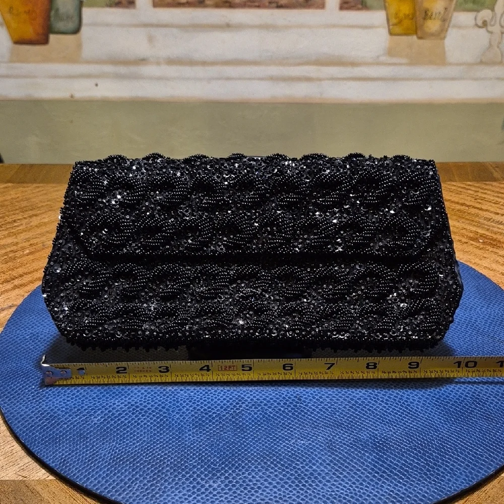 La Regale Elegant Black Beaded Clutch (#709) Made In Hong Kong.from The 50s.
